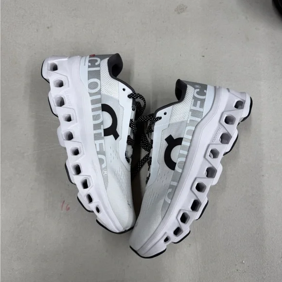 On Cloud Monster Size 6.5W - White and Black Running Sneaker New No Box - Picture 3 of 3